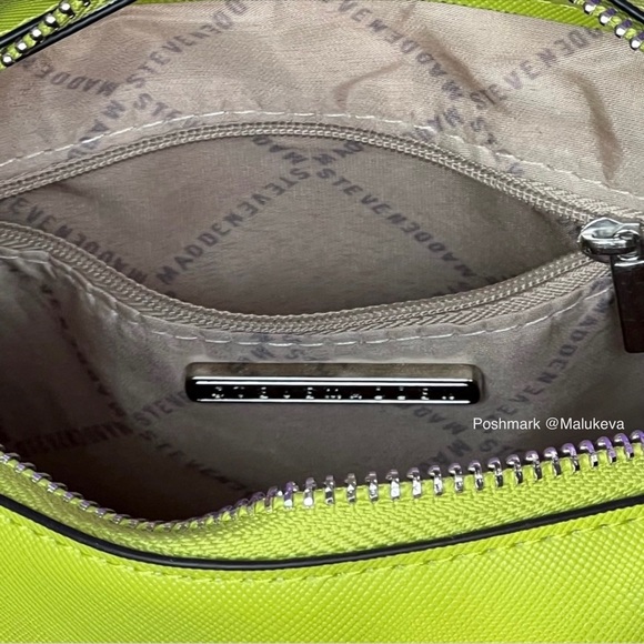 Steve Madden Breese Crossbody Bag color Green Faux Leather New with Tags - Picture 5 of 7